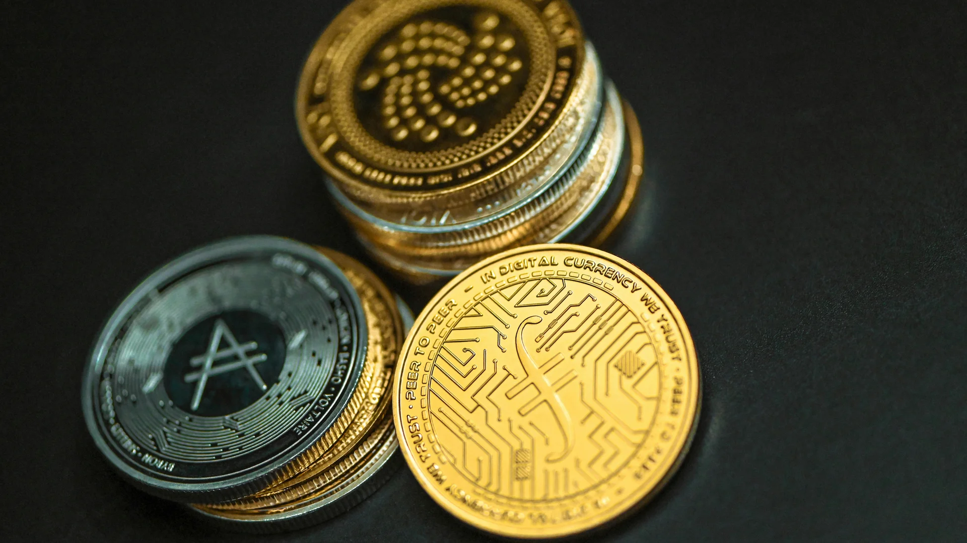 Best Crypto To Buy Now: Pepeto Nears Binance Listing as Justin Sun Sues World Liberty Financial