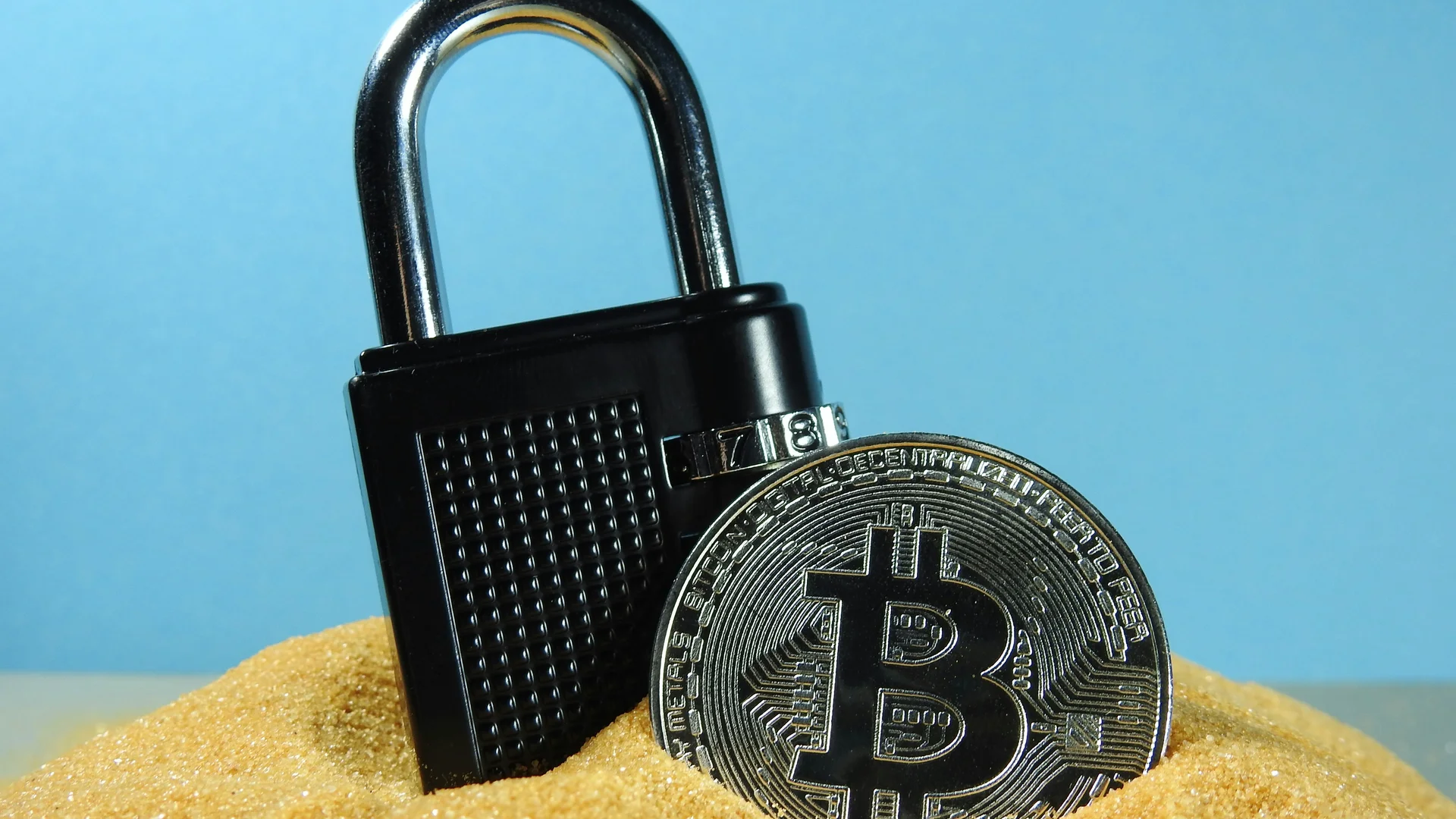 Bitcoin Heads for Best Month in a Year as Tether USDT Supply Adds $5 Billion