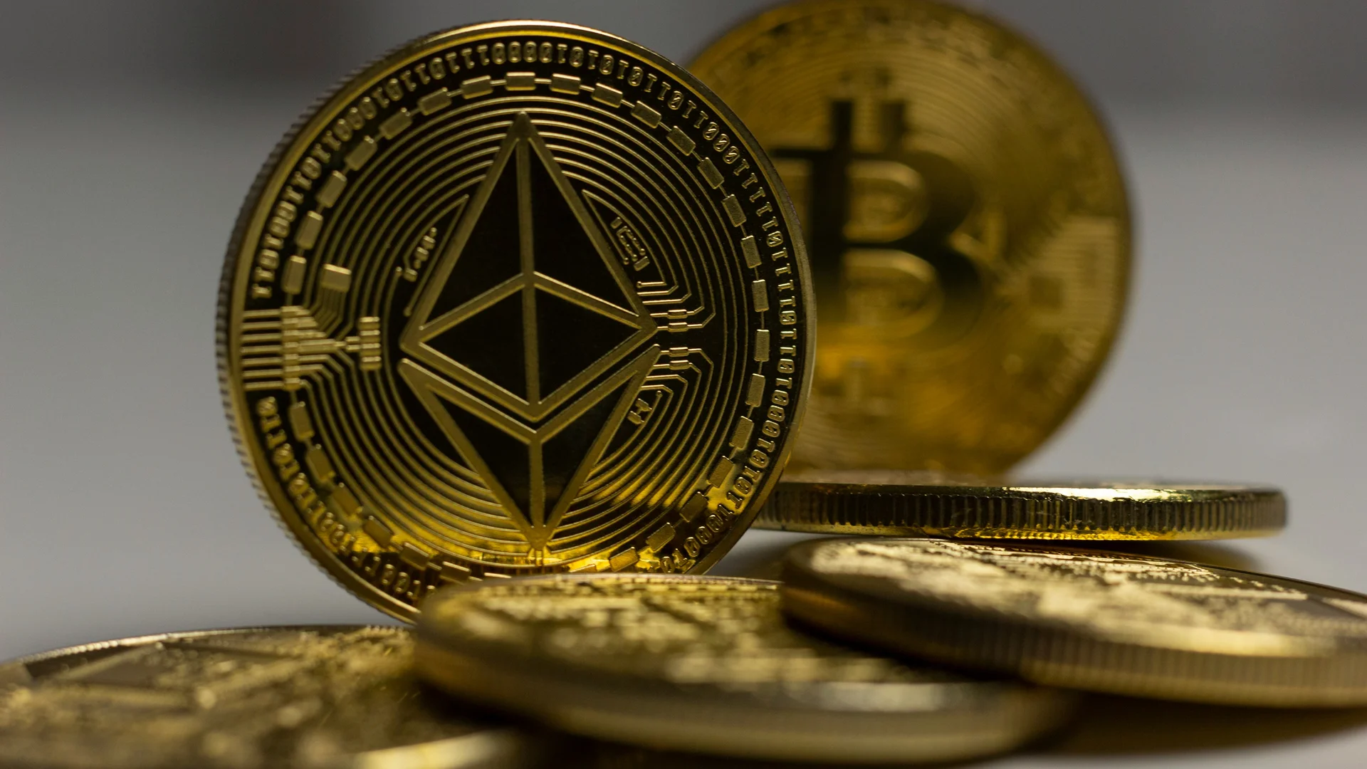 Ripple Taps LME's Treasury Chief for Tokenization Push