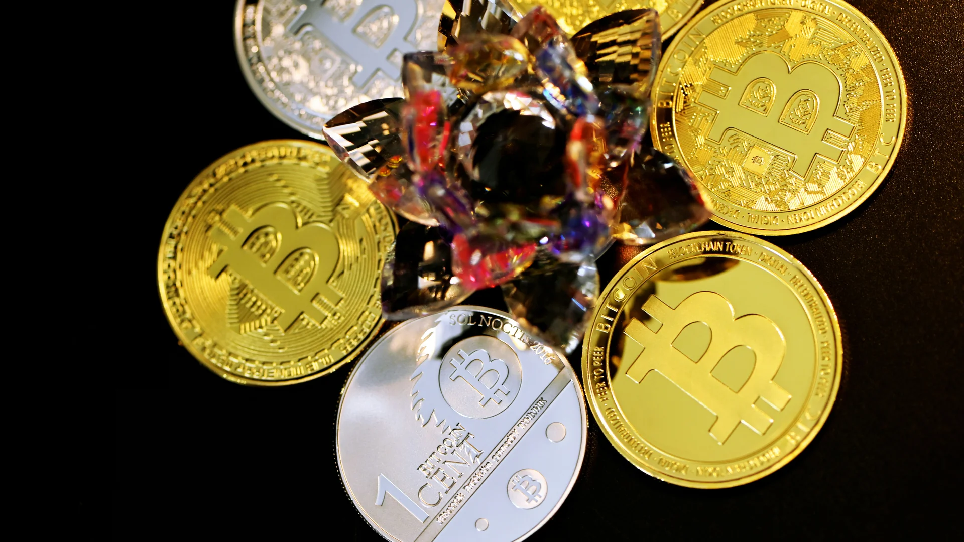 Bitcoin's $924M ETF Boost Slams Into a Major Wall