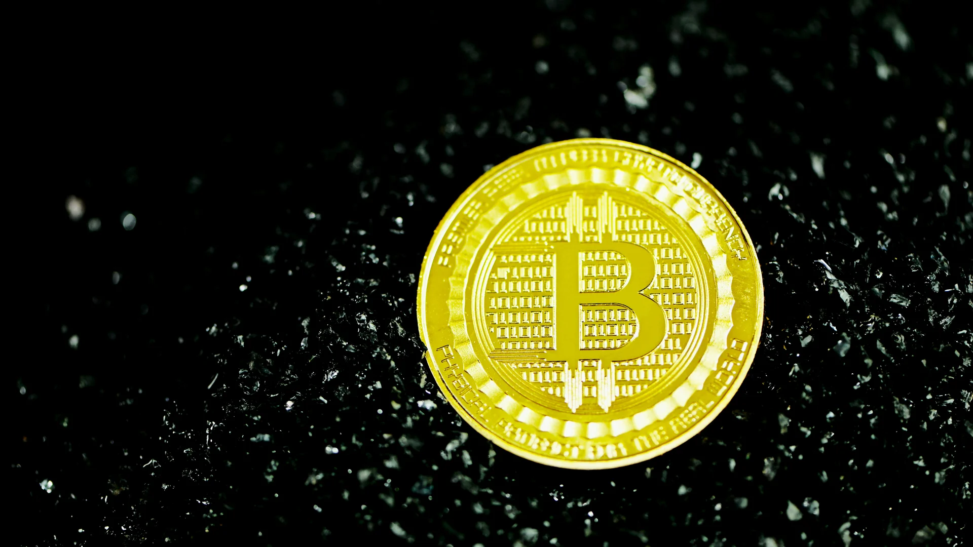 Hut 8 American Bitcoin subsidiary illustration for American Bitcoin Energizes 11,298 New Miners at Drumheller, Hashrate Hits 25 EH/s