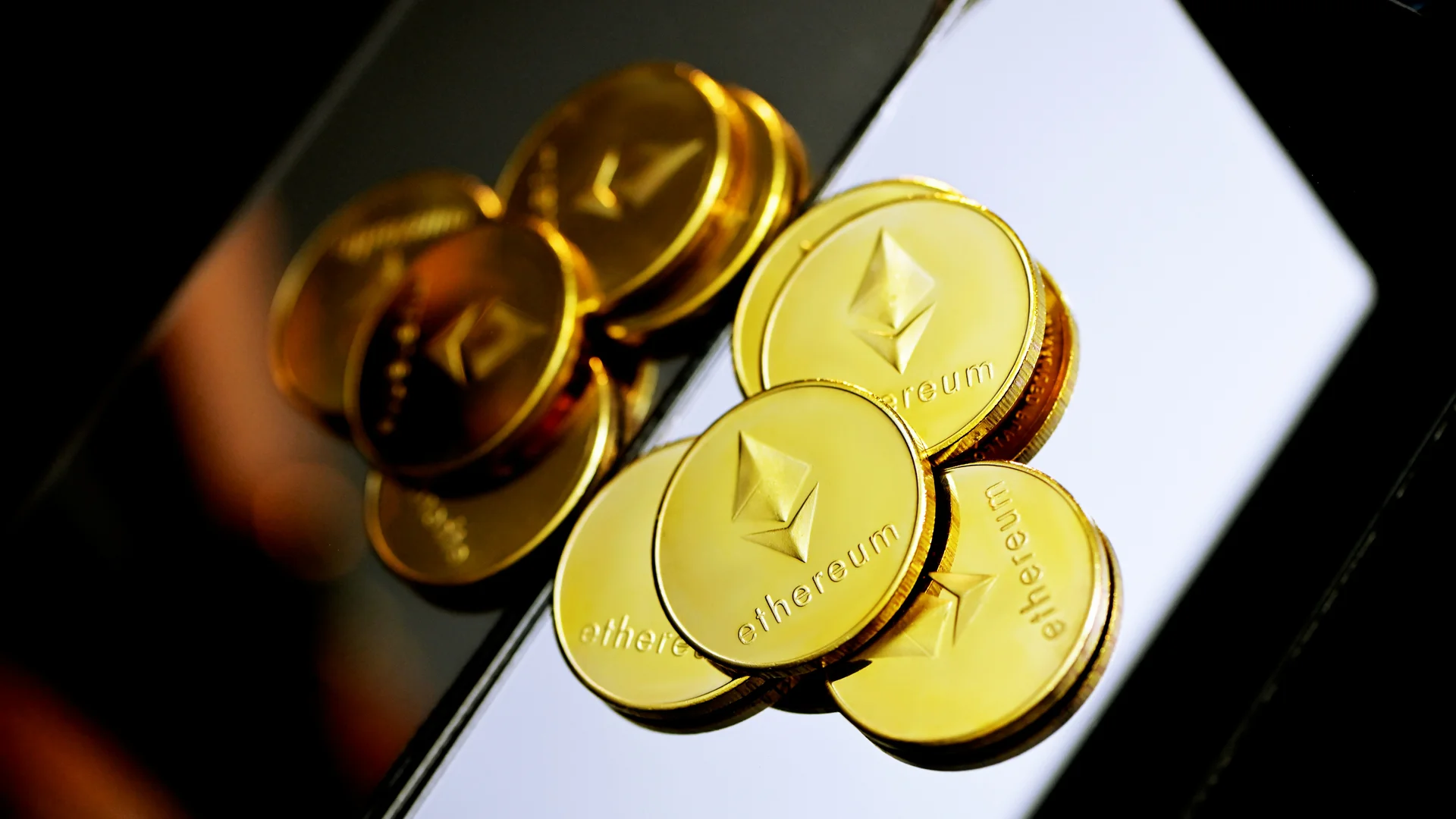 Ethereum illustration for Bitmine Ethereum Treasury Hits 4.04% of Supply, Reshaping BMNR Risk