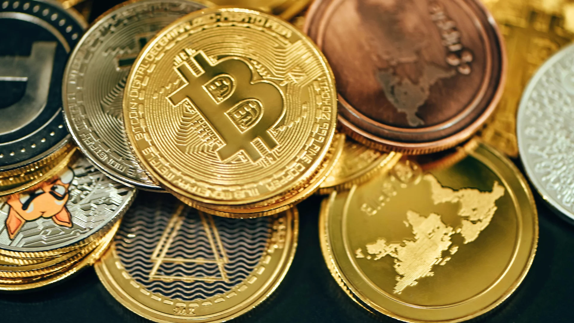 short-term holder illustration for Bitcoin Bottomed at $60,000? Ali Martinez Flags Three On-Chain Signals