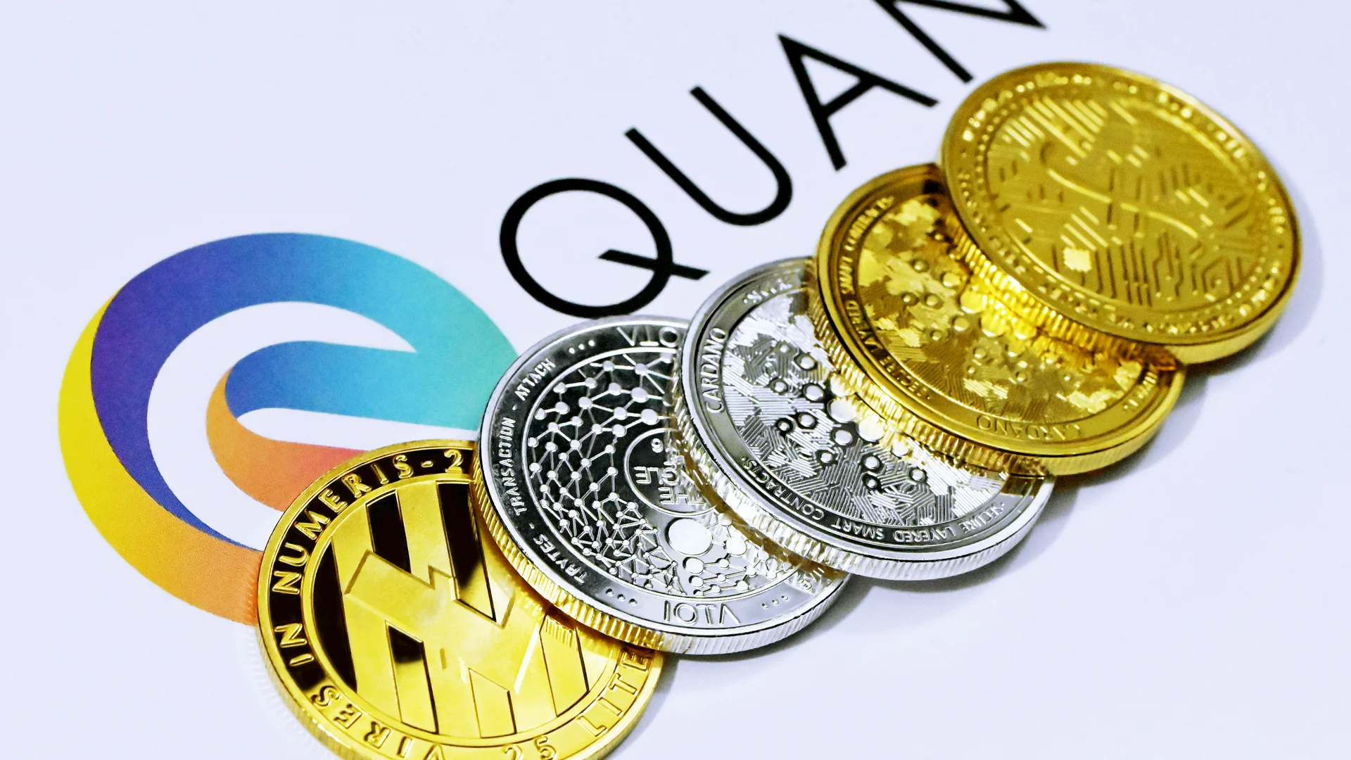 Chainlink CCIP illustration for Chainlink SOC 2 Type 2 From Deloitte Unlocks Bank and Asset Manager Deployments