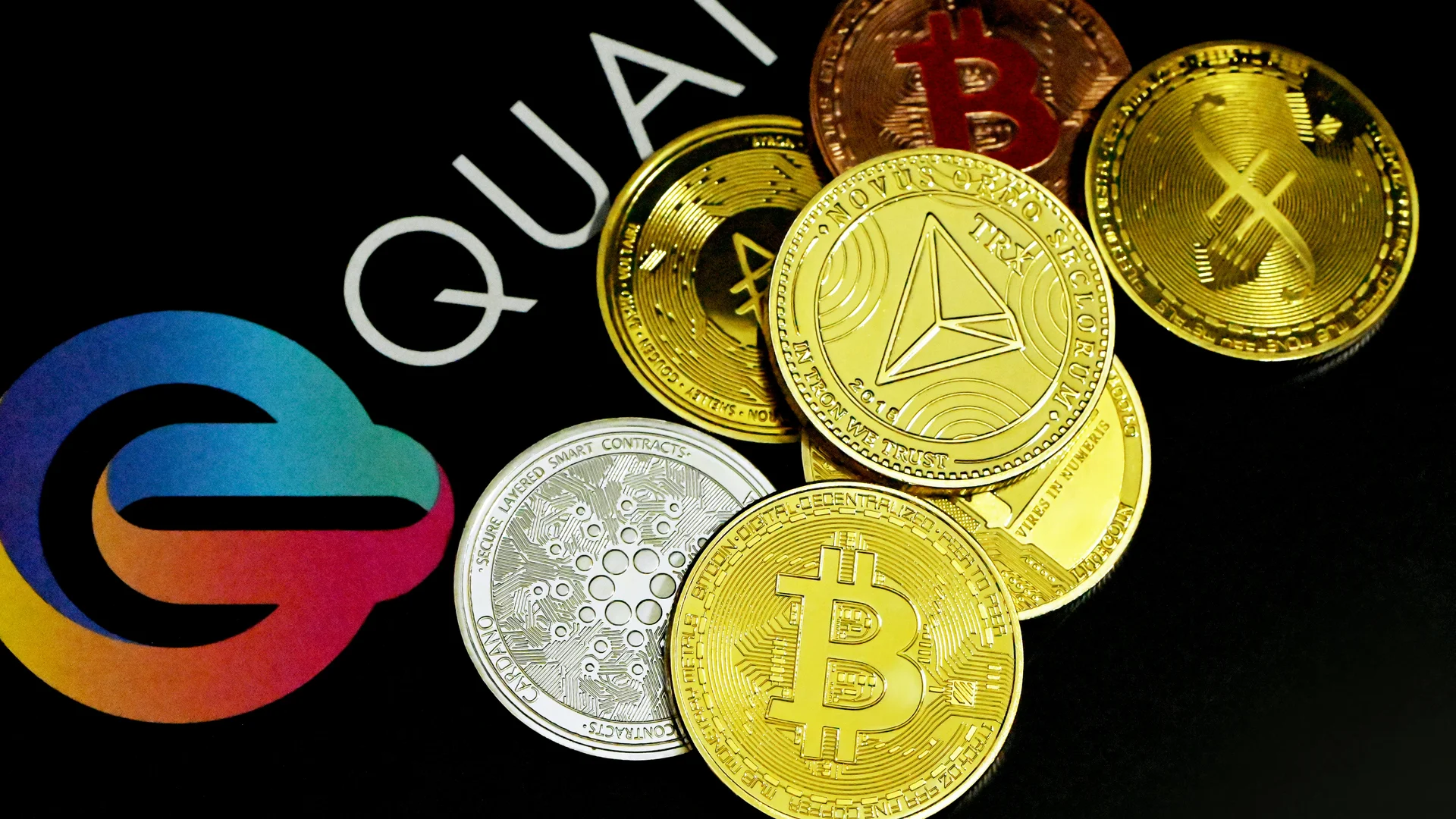 Solana RWA growth illustration for Solana ETF Inflows Cross $1B as SOL Eyes Breakout Toward $120