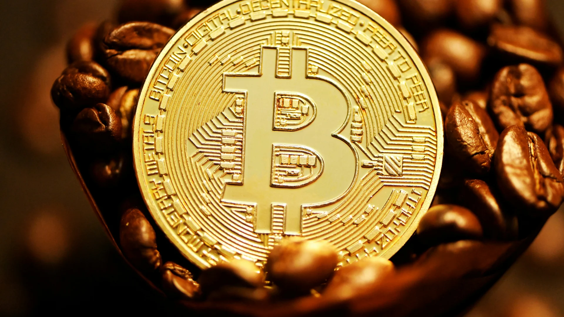 Bitcoin Price Eyes $70K Weekly Close Reclaim